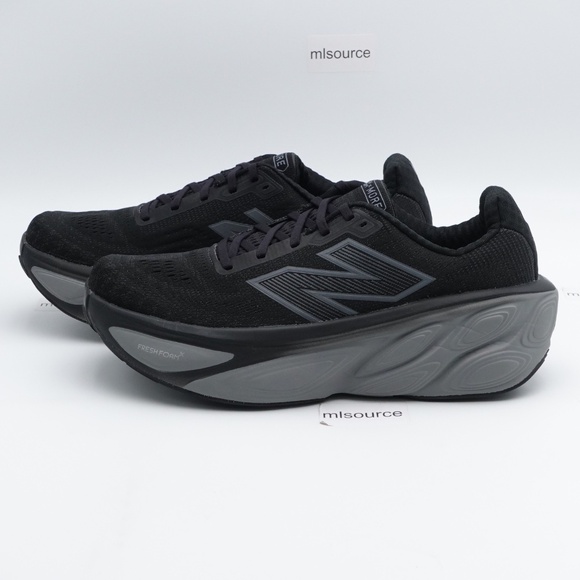 NEW WIDE 2E Men's New Balance Fresh Foam X More v5 Sneakers MMORLK5 Black - Picture 1 of 9